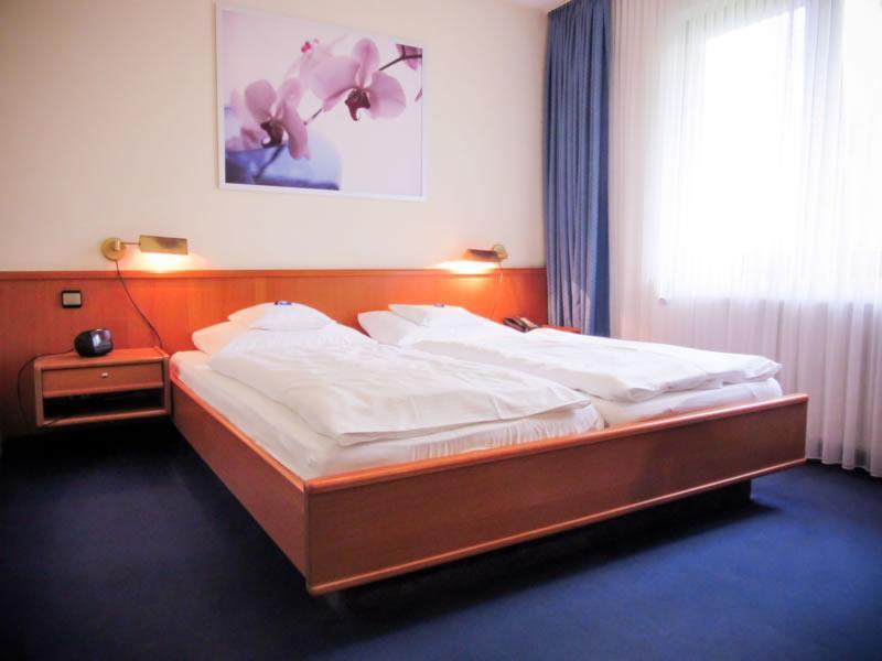 Hotel Zur Flora Essen Phòng bức ảnh